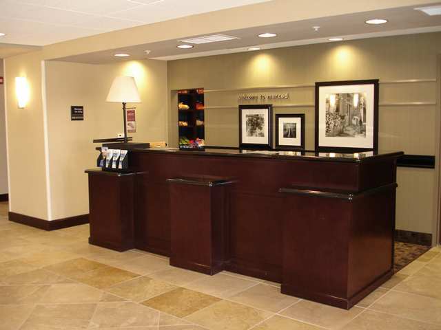 Hampton Inn And Suites Merced Dalaman gambar
